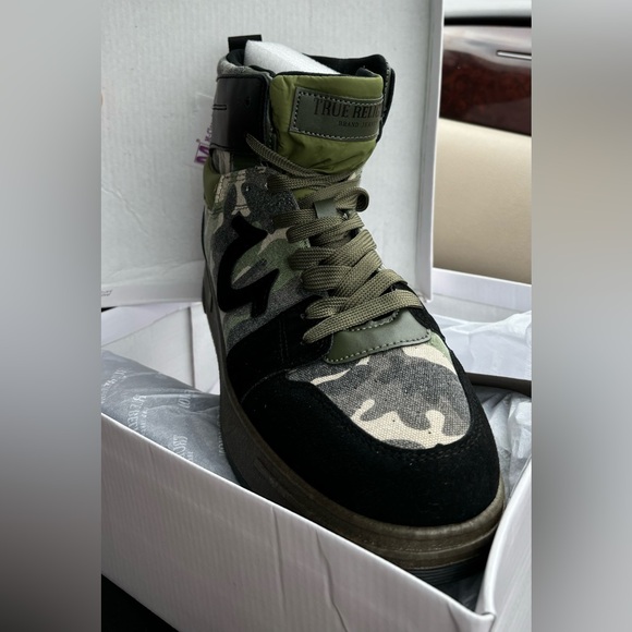 True Religion Mateo size 10 camo New in box - Picture 2 of 13